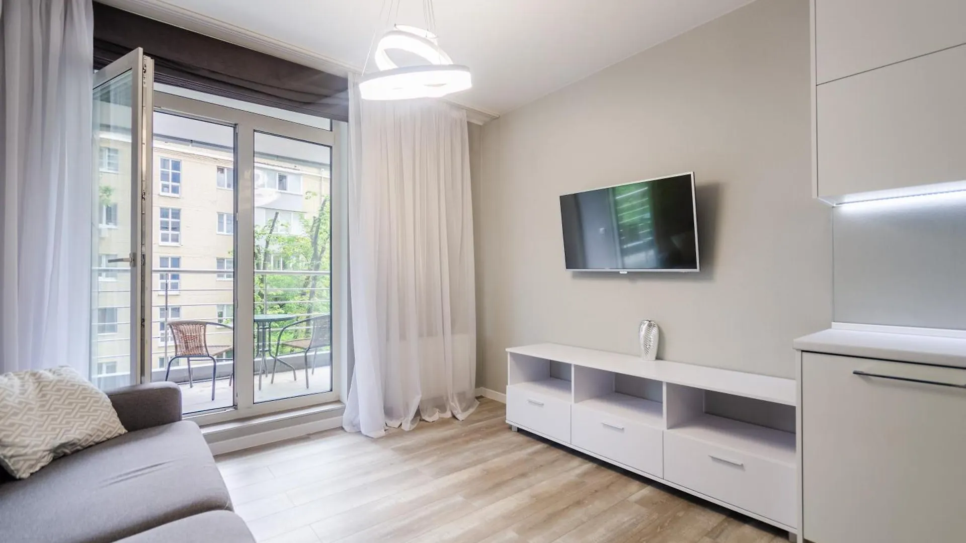 Petrovdom Apartments 4-467 In Rc Central Park ,7 John Mccain Street 키예프 우크라이나