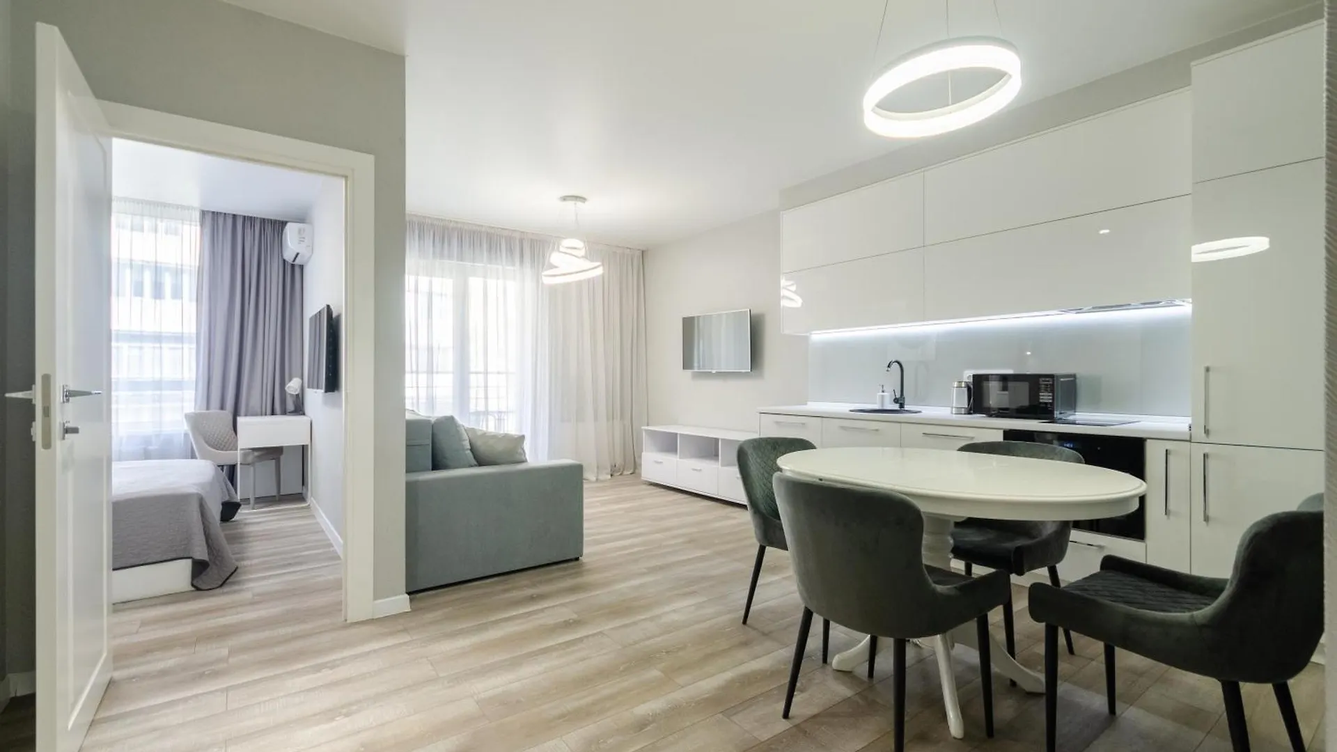 Petrovdom Apartments 4-467 In Rc Central Park ,7 John Mccain Street 키예프