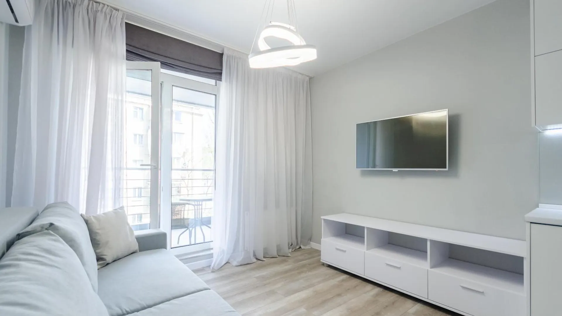 Petrovdom Apartments 4-467 In Rc Central Park ,7 John Mccain Street 키예프